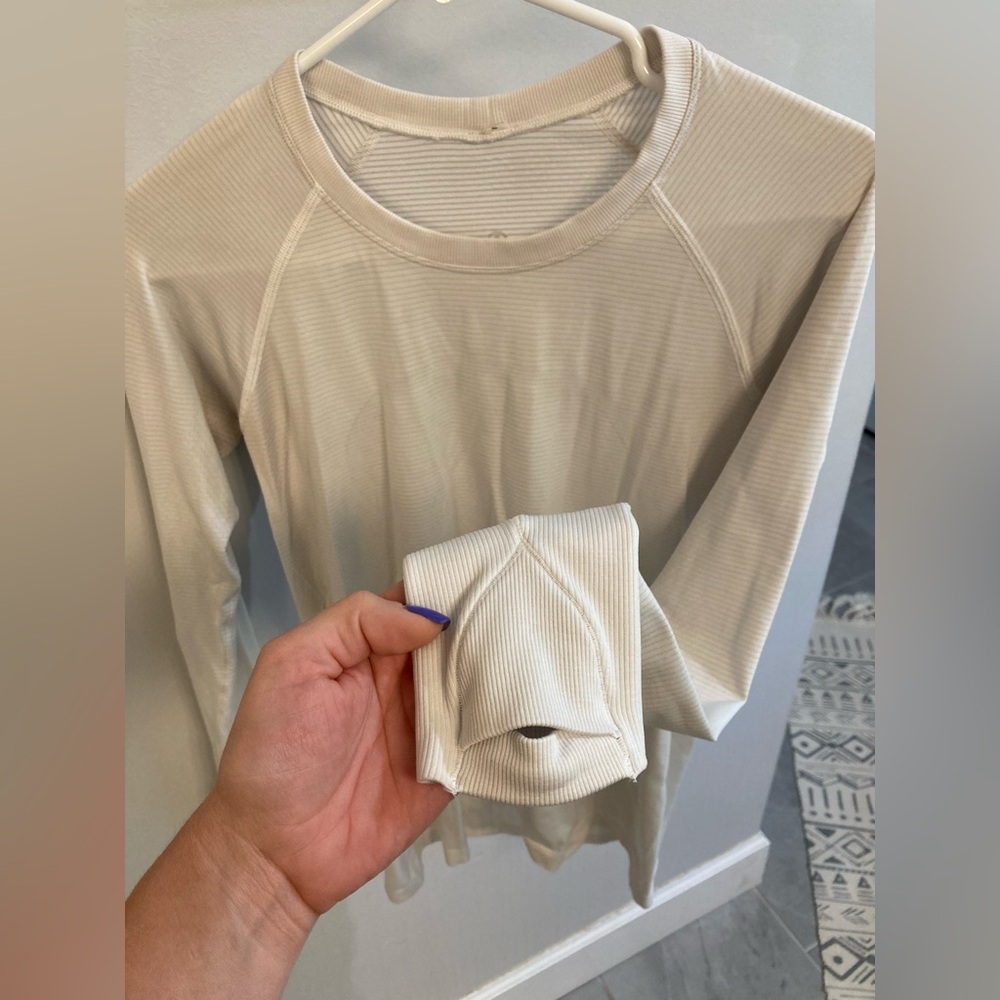 Lululemon Swiftly Tech Long Sleeve Running Shirt Gray and White Stripe size 8 - Picture 2 of 5